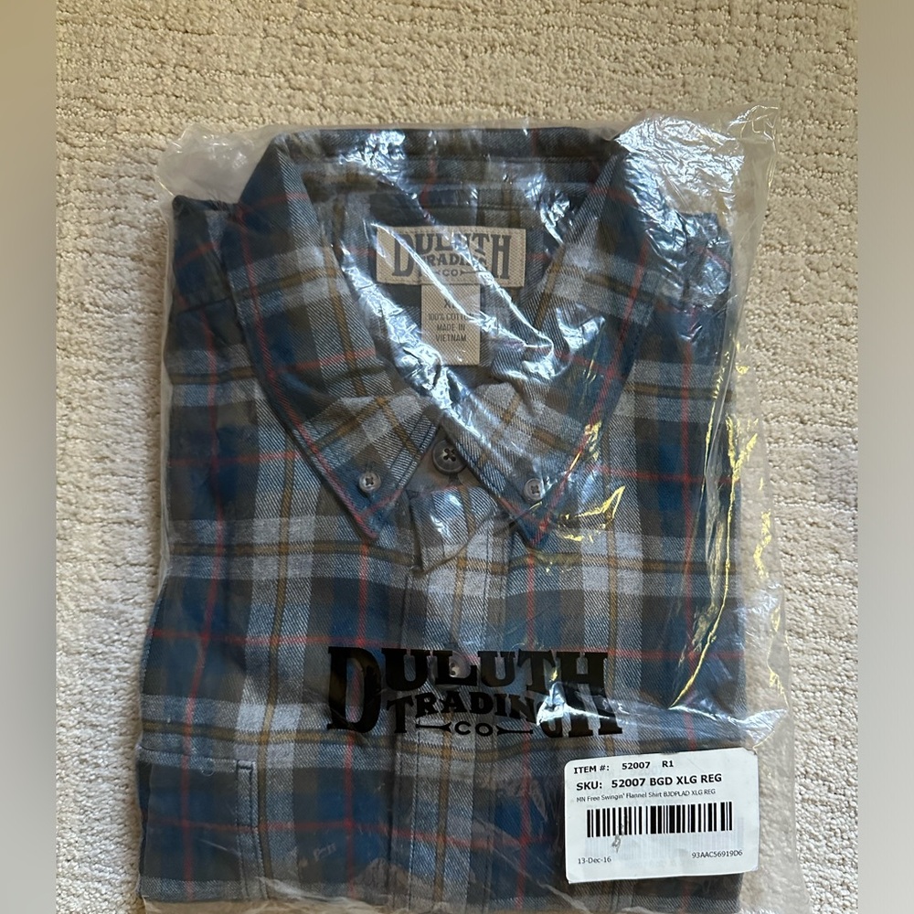 Duluth Trading Button Down Shirt